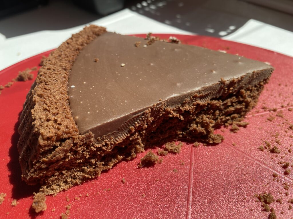 Torta morbida con stampo furbo e ganache di cioccolato - I pasticci di Terry